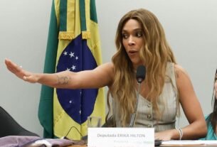 Câmara mantém processo contra Erika Hilton após votação de 10 a 5 no Conselho de Ética