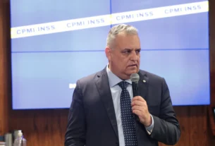 Chapa de Flávio Bolsonaro aposta em segurança e autonomia para atrair eleitorado feminino