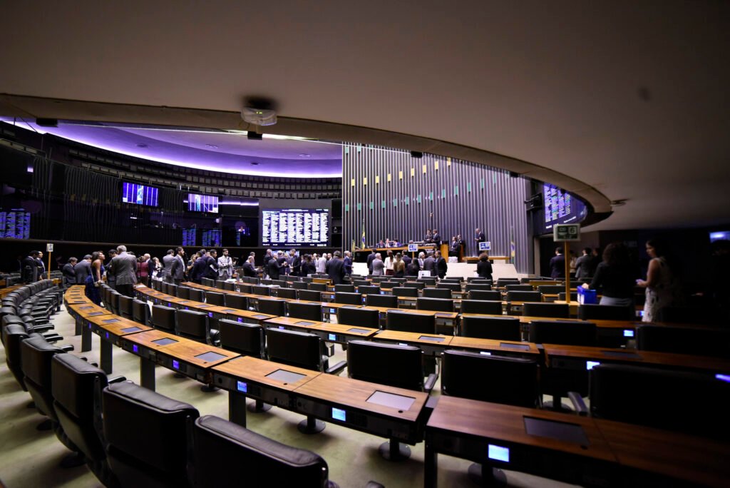Plenário da Câmara durante atividade do Congresso Nacional