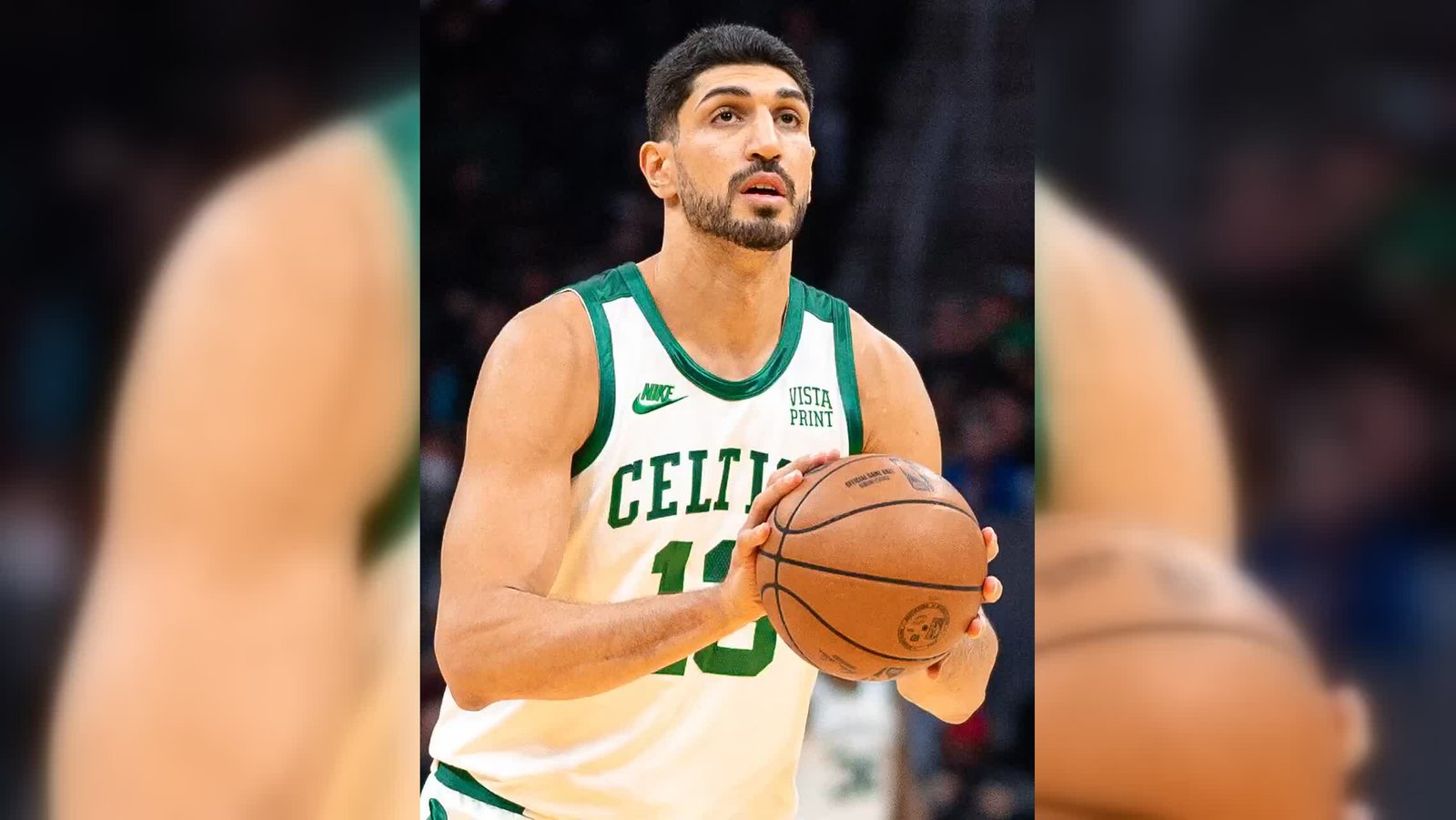Enes Kanter Freedom anuncia candidatura ao draft da WNBA em protesto contra regras de inclusão