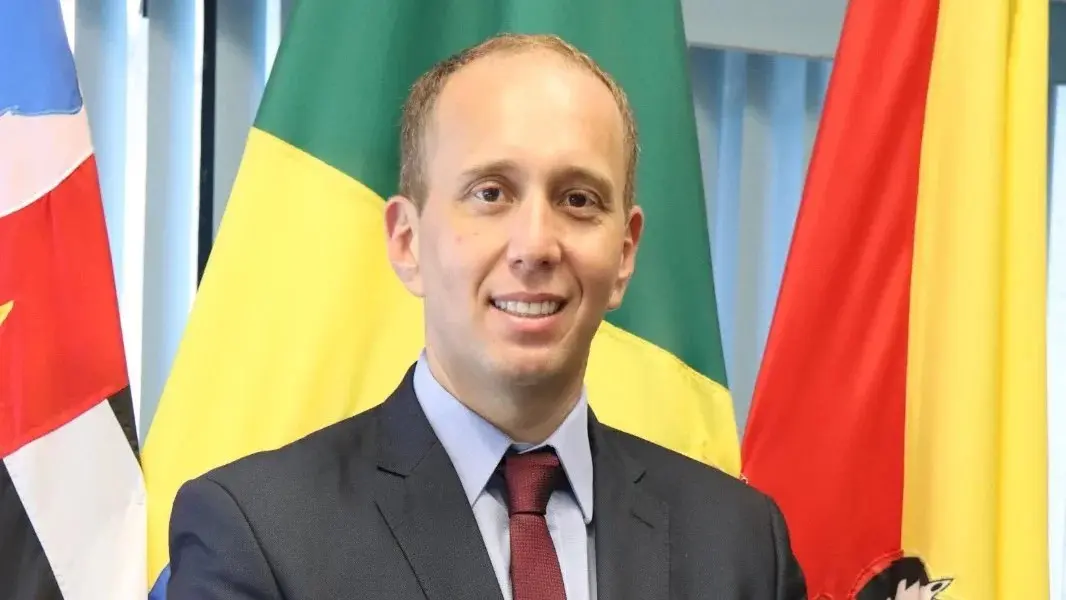 Republicanos desliga prefeito de Sorocaba, Rodrigo Manga, após apoio a candidatura da esposa