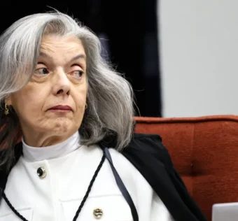 Cármen Lúcia manifesta preocupação com imagem do STF perante a sociedade