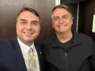 Flávio Bolsonaro retorna a Juiz de Fora para comício no local do atentado de 2018