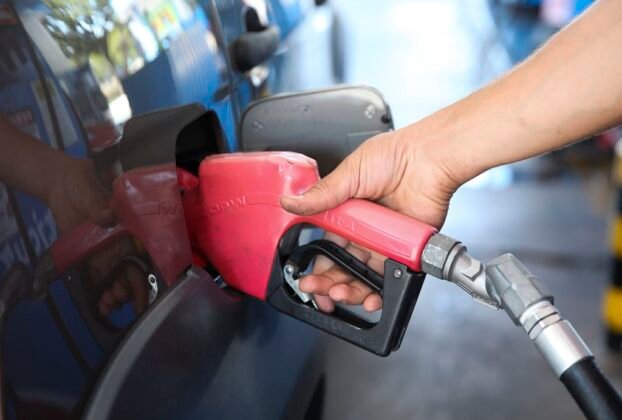 Governo federal edita medida para subsidiar preço do diesel e garantir abastecimento