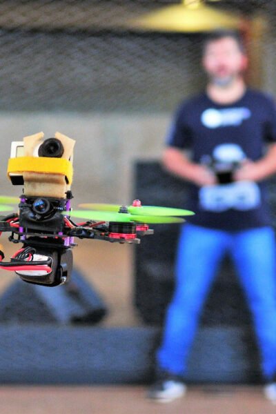 Projeto de lei propõe desburocratizar uso civil de drones no Brasil